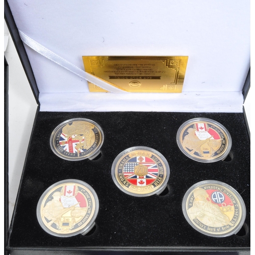 517 - A collection of 20th century British Commemorative and Uncirculated coin packs. The collection to in... 