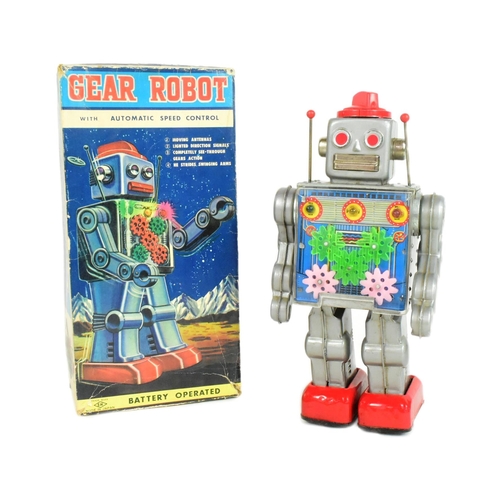 402 - Tinplate Toys - a vintage Japanese SH battery operated Gear Robot with automatic speed control. Test... 