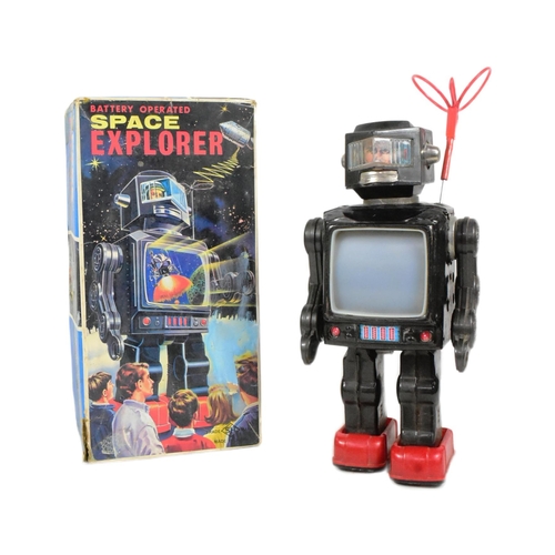 413 - Tinplate Toys - a vintage Japanese SH Horikawa Space Explorer, including the antenna. Featuring stop... 