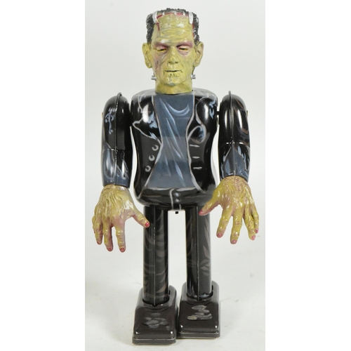 431 - Tinplate Toys - a 1991 Japanese Universal Studios Frankenstein wind-up robot. Tested, in excellent, ... 