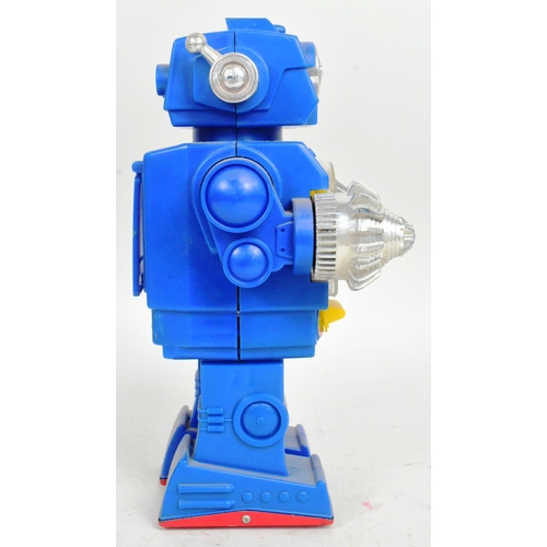 437 - Retro Toys - a vintage Japanese SH battery operated Excavator Robot, with switch action. In good con... 