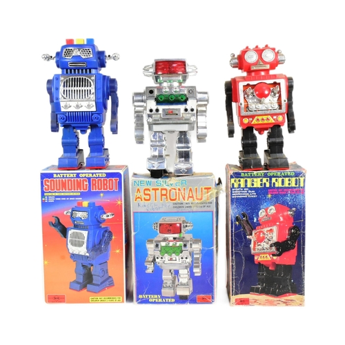 452 - Retro Toys - x3 Japanese SH Horikawa Robots, comprising of; Ranger Robot, Sounding Robot and Silver ... 