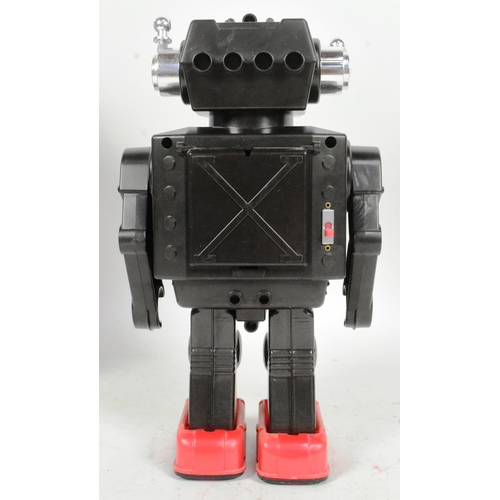 458 - Retro Toys - a vintage Japnese Horikawa (SH) Super Explorer Wide Screen robot. Featuring a plastic b... 