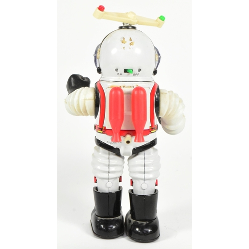 500 - Tinplate Toys - a vintage 1960s Japanese, Marx Toys, NASA astronaut robot. Featuring a tinplate body... 