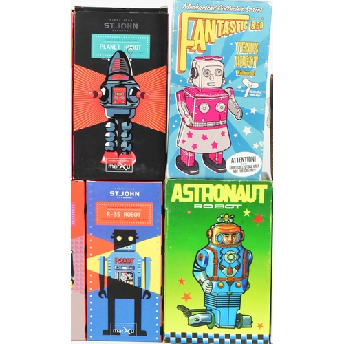 514 - Retro Toys - a collection of x13 wind-up robots from various makers, such as Saint John, Fantastic &... 