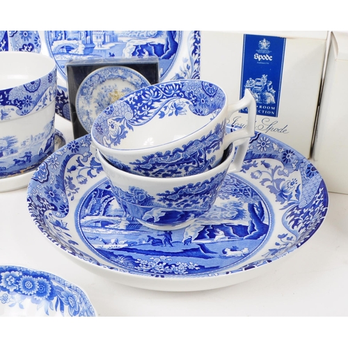 40 - Spode - Italian & Girl In Well - A collection of contemporary blue and white ceramic tea / dinne... 