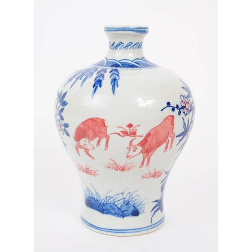 49 - An early 20th century Chinese Meiji period porcelain vase. The vase of bulbous form, with rounded ba... 