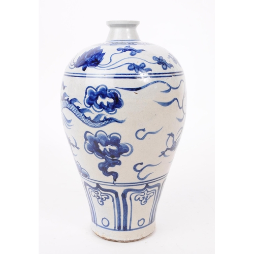 73 - 19th century Meiping blue and white dragon stem / bud vase. Narrow base into a bulbous top with narr... 