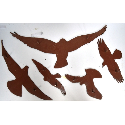 239 - Former Bristol Zoo Gardens - Metal Birds - a collection of x5 original decorative metal birds, origi... 