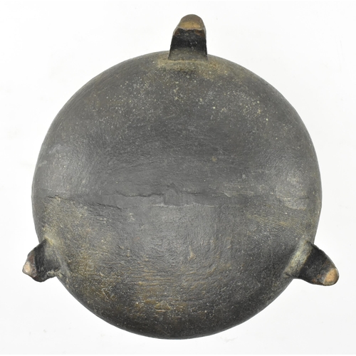 72 - A 17th century West Country cast bronze traveller's cauldron pot. The travelling cauldron with point... 