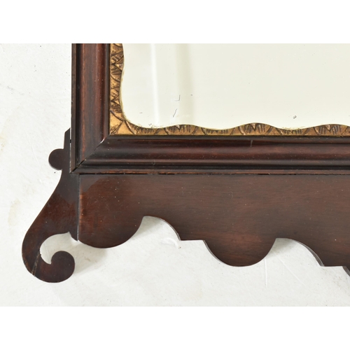 529 - A large Victorian 19th century mahogany and gilt painted pier wall hanging mirror. The mirror having... 