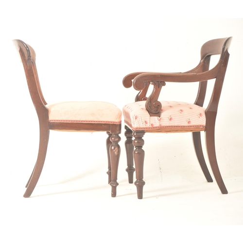 533 - A harlequin set of ten William IV mahogany bar back dining chairs. The long run of chairs being rais... 