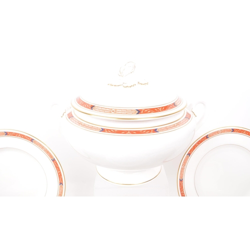 143 - Royal Worcester - Beaufort - 1981 fine bone china tea and dinner service pieces, including a teapot,... 