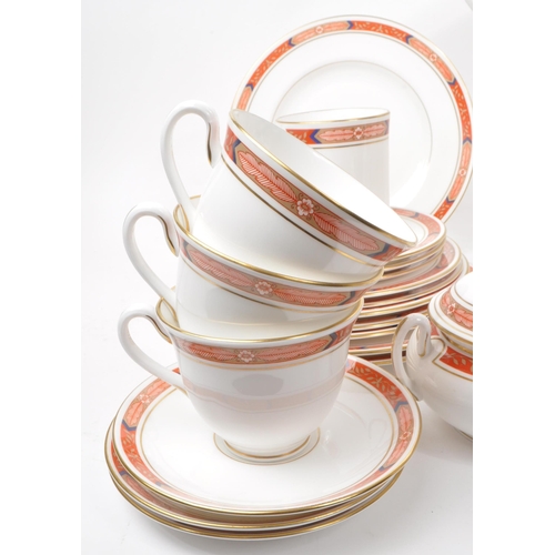 143 - Royal Worcester - Beaufort - 1981 fine bone china tea and dinner service pieces, including a teapot,... 