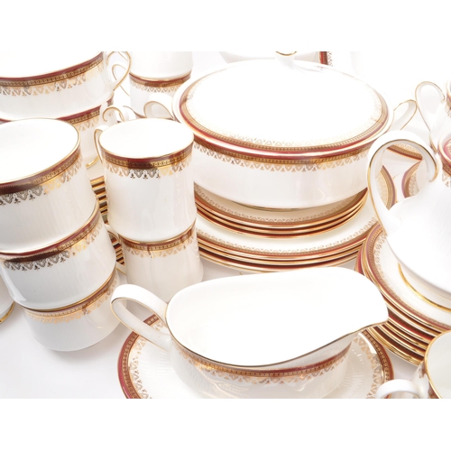 164 - Royal Albert - Holyrood - Paragon- A large collection of 1983 bone china tea and dinner services. To... 