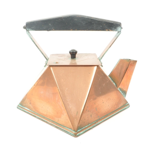 207 - A vintage 1920's art deco style copper kettle. Featuring an angular, triangular form, a square lid a... 