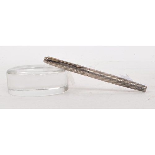 215 - Parker - A vintage 1960s fountain pen with a sterling silver cap and barrel from the USA, and a 14K ... 