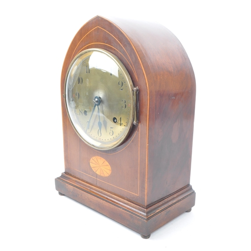 247 - New Haven - A vintage Edwardian British inlaid mahogany mantel clock, featuring a brass clock face w... 