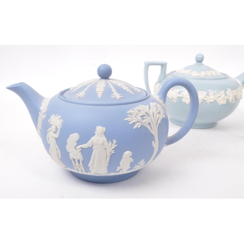 3 - Wedgwood - Collection of three vintage 20th century ceramic teapots, comprising of two Jasperware te... 