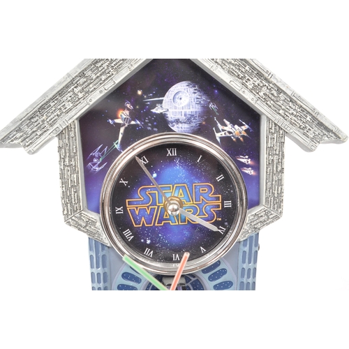 336 - The Bradford Exchange - A 2016 Star Wars 'Sith vs. Jedi' limited edition wall clock, no. A6806 out o... 