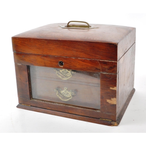 372 - A vintage 1915 mahogany carved jewellery box, inlaid with a brass handle and plaque that reads 'Pres... 