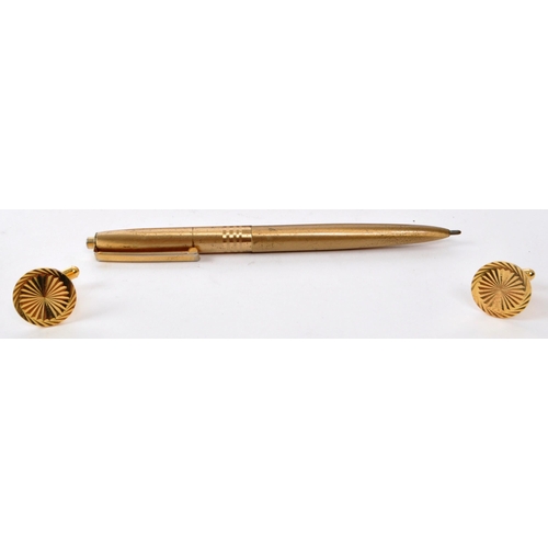 384 - A vintage 20th century London Executive 22ct gold plated pen and cufflink set. The pen having brushe... 