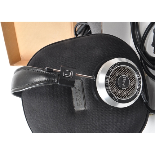 427 - Grado - Two pairs of contemporary Grado headphones. The collection to include a pair of Grado RS1i h... 