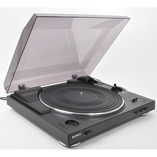 447 - SONY - A 21st century stereo turntable system, model PS-LX300USB. Raised on four plastic feet, with ... 