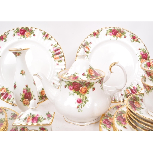 47 - Royal Albert - Old Country Roses - A collection of vintage 1960s bone china tea service pieces, to i... 