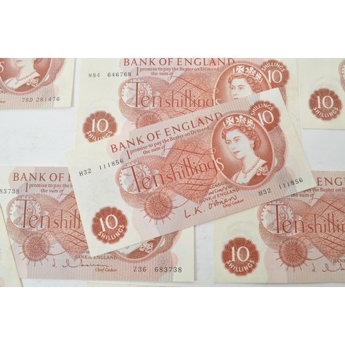 479 - A collection of ten mid 20th century 1960s British 10 Shillings banknotes. The collection to include... 