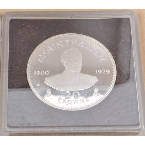 500 - Royal Mint - A 1980 Turks and Caicos Islands Silver Proof coin set. The set to include a 1980 5 Crow... 