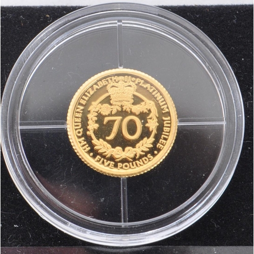 527 - Harrington & Byrne - A 2022 Platinum Jubilee of Queen Elizabeth II 24-Carat Gold Proof Coin. The... 