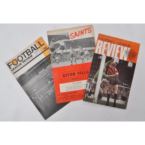 550 - Football Interest - A collection of mid 20th century 1960s and 1970s football programmes and Footbal... 