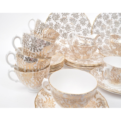 6 - A collection of vintage, late 20th century Royal Vale bone china tea service pieces, comprising of: ... 