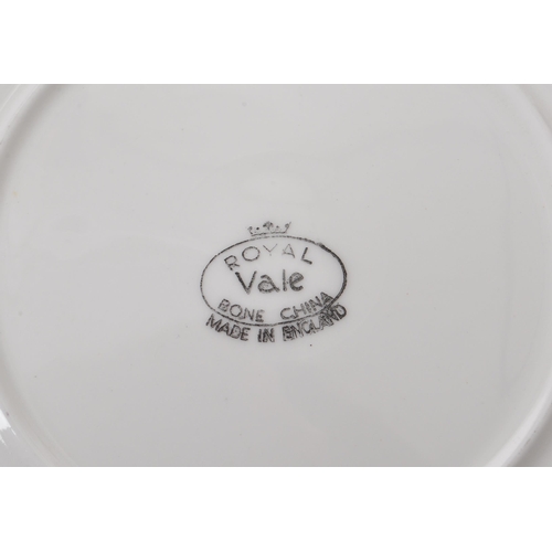 6 - A collection of vintage, late 20th century Royal Vale bone china tea service pieces, comprising of: ... 