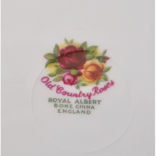 67 - Royal Albert - Old Country Roses - A collection of porcelain / china tea service set. To include cup... 