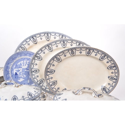 7 - A collection of vintage Wedgwood semi-porcelain dinnerware, to include: Serving plates / platters / ... 