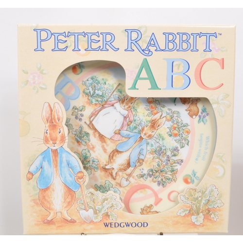 71 - Beatrix Potter - Peter Rabbit collection by Wedgwood - A collection of boxed display cabinet plates ... 