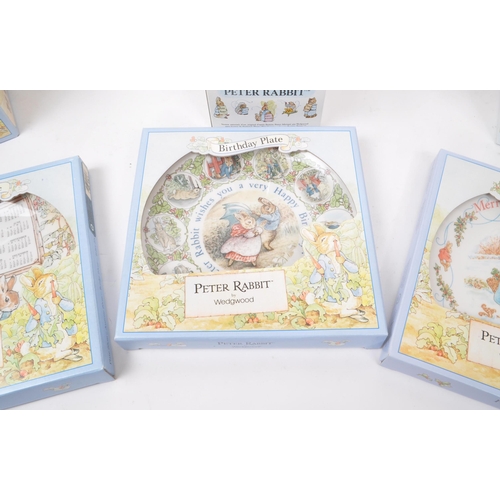 71 - Beatrix Potter - Peter Rabbit collection by Wedgwood - A collection of boxed display cabinet plates ... 