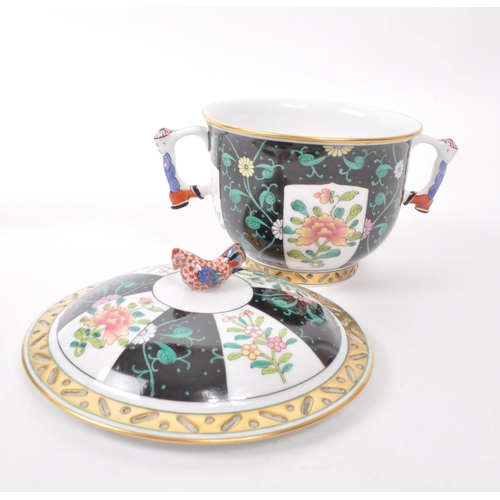 98 - Herend - A vintage 20th century Herend porcelain black dynasty pattern large lidded cup and saucer. ... 