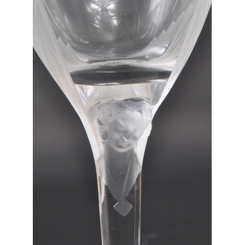 111 - Lalique - A collection of five vintage 20th century Lalique Angel champagne flutes / glasses. Each g... 