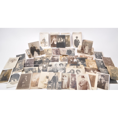 461 - Social History. People on postcards. Edwardian real photographic studies (Approx 450). Generally ear... 