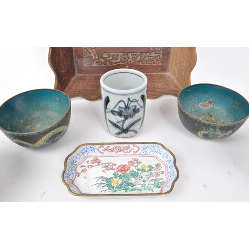 52 - A collcetion of vintage 19th century / 20th century Asian pieces, comprising of: a carved wooden tea... 