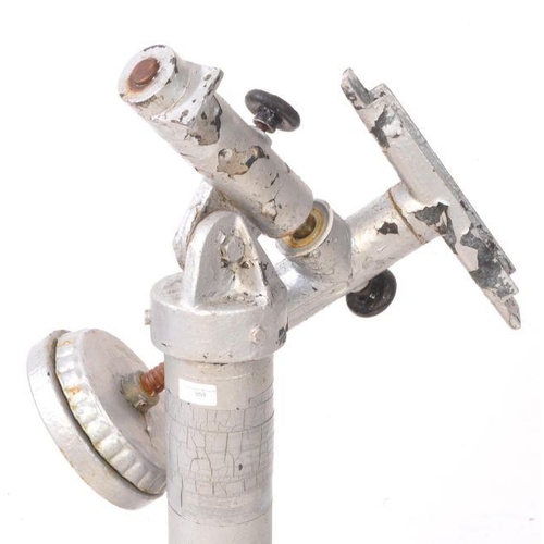 354 - Large late 20th century space viewing telescope. Large cylindrical metal body with eyepieces and len... 