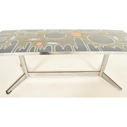 152 - Belgian Adri Adri Belgique - Belarti - a retro 1960s chrome coffee table / center table. The table h... 