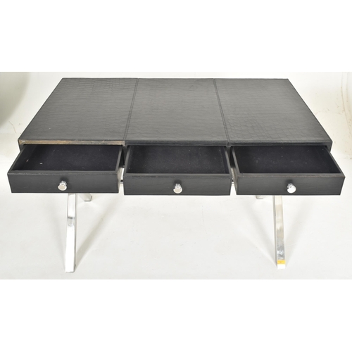 185 - Andrew Martin - a contemporary high end design faux crocodile effect black leather writing table des... 