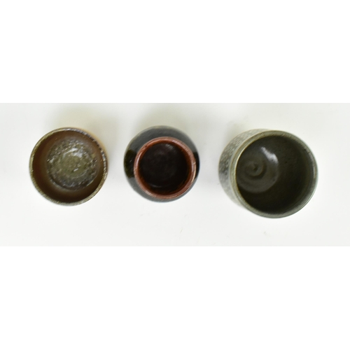 197 - Studio Art Pottery - a mixed selection of 20th century studio art pottery. Each piece with glazed de... 