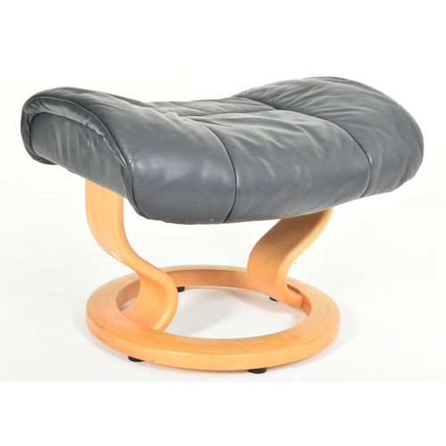 262 - Ekornes - Stressless - a 20th century reclining armchair / easy lounge swivel chair and matching sto... 