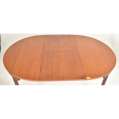 300 - Hans Olsen for Frem Rojle - Roundette - a retro 1960s Danish teak dining table and matching dining c... 