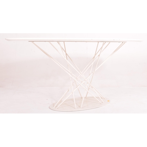 348 - Habitat - Mikado Range - a vintage designer white dining table. The table with oval white lacquer to... 